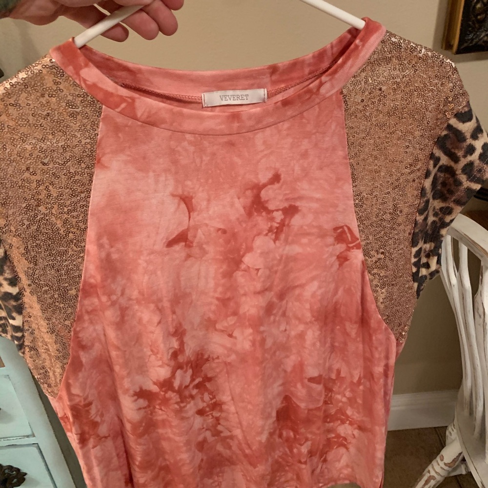 Bundle 2 tops